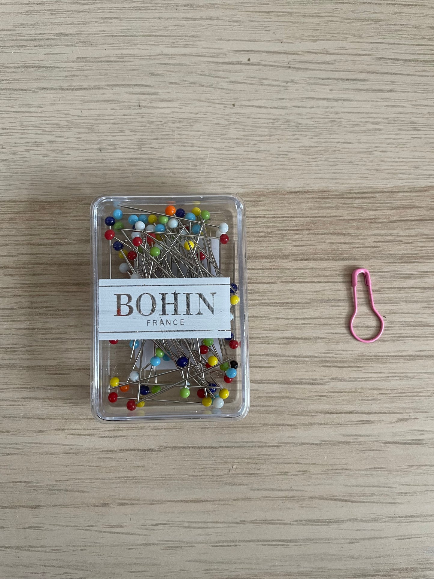 Boîte de 80 épingles à tête de verre extra-fines, 30mm, ø 0,60mm - Bohin