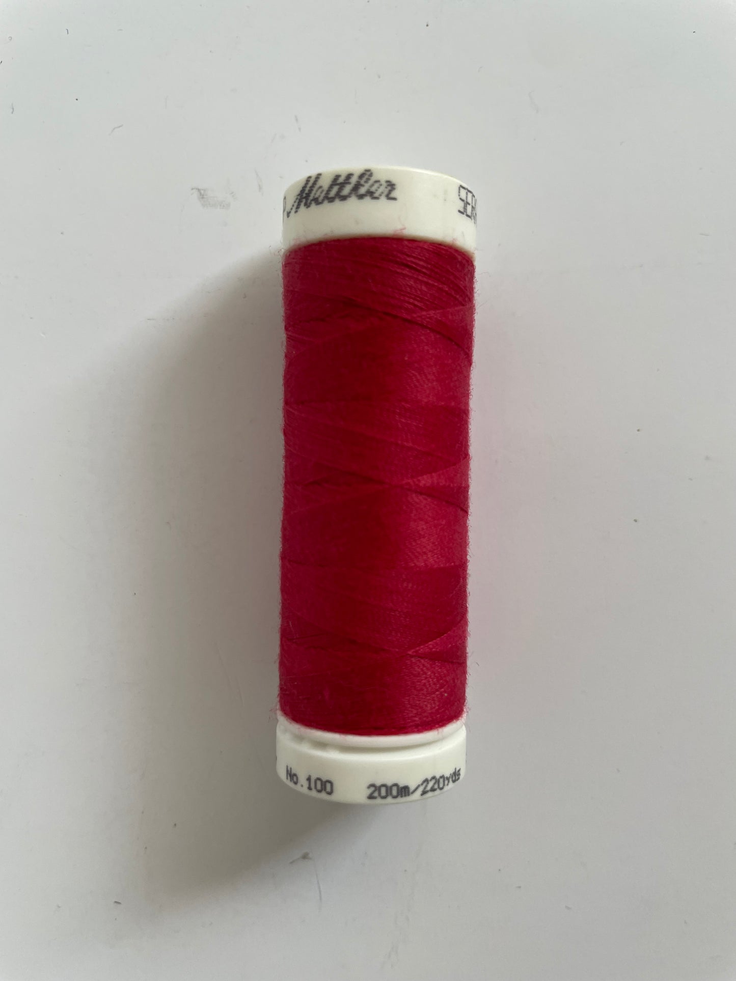 Fil à coudre - Les Rouges - 200m - Mettler