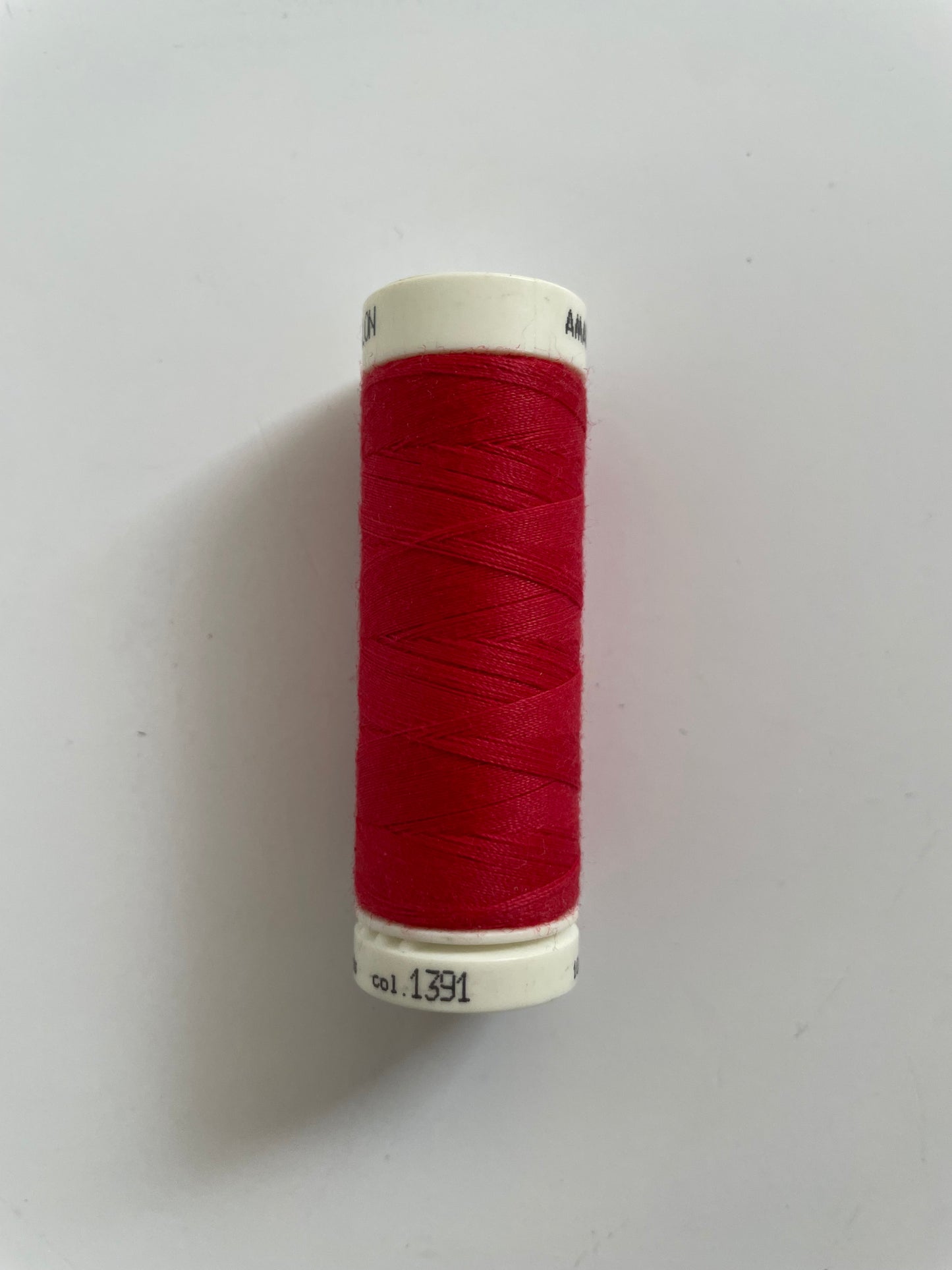 Fil à coudre - Les Rouges - 200m - Mettler