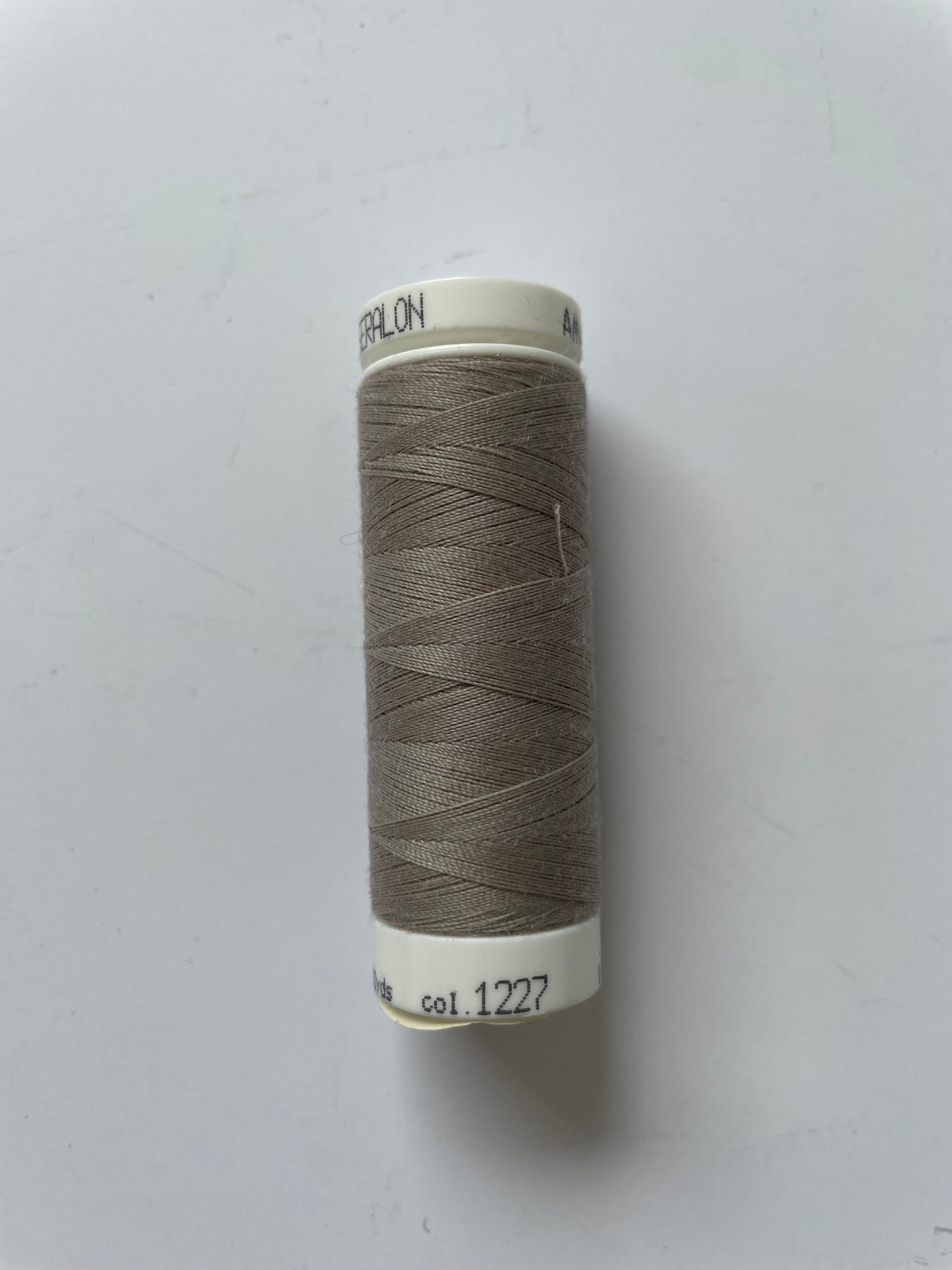 Fil à coudre - Les Gris - 200m - Mettler