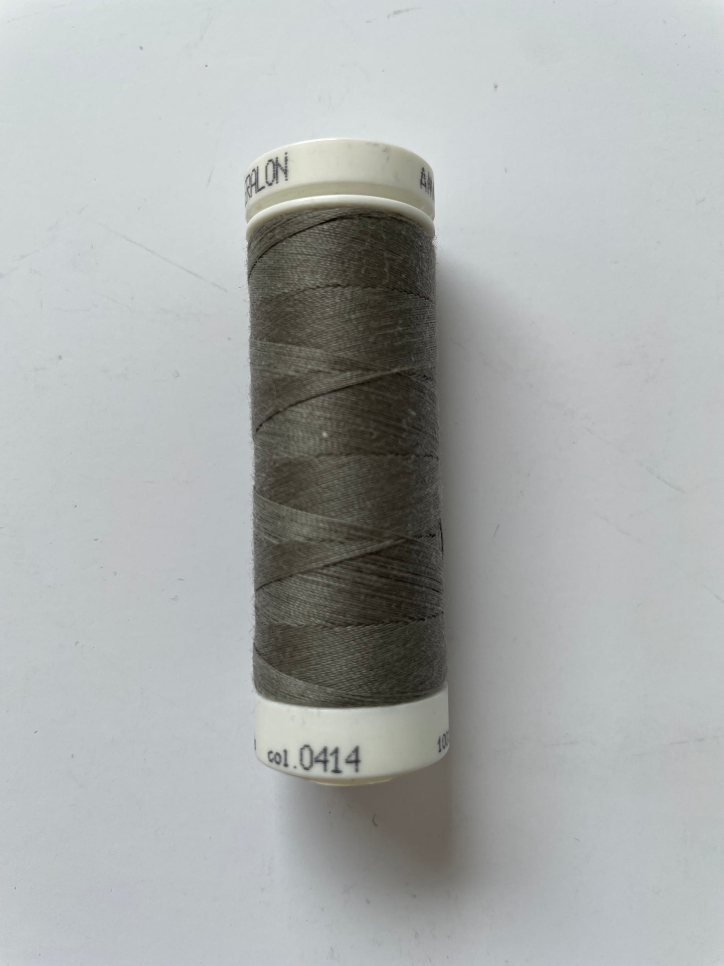 Fil à coudre - Les Gris - 200m - Mettler