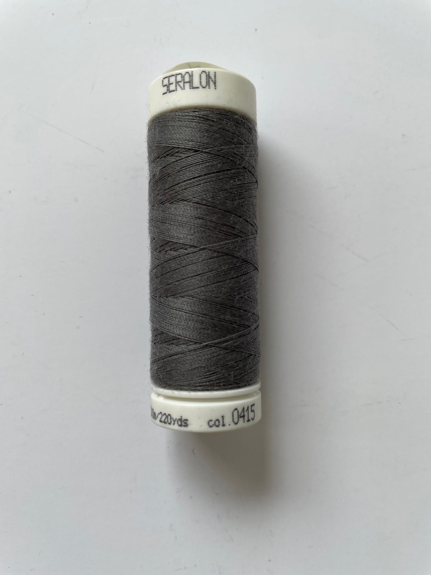 Fil à coudre - Les Gris - 200m - Mettler