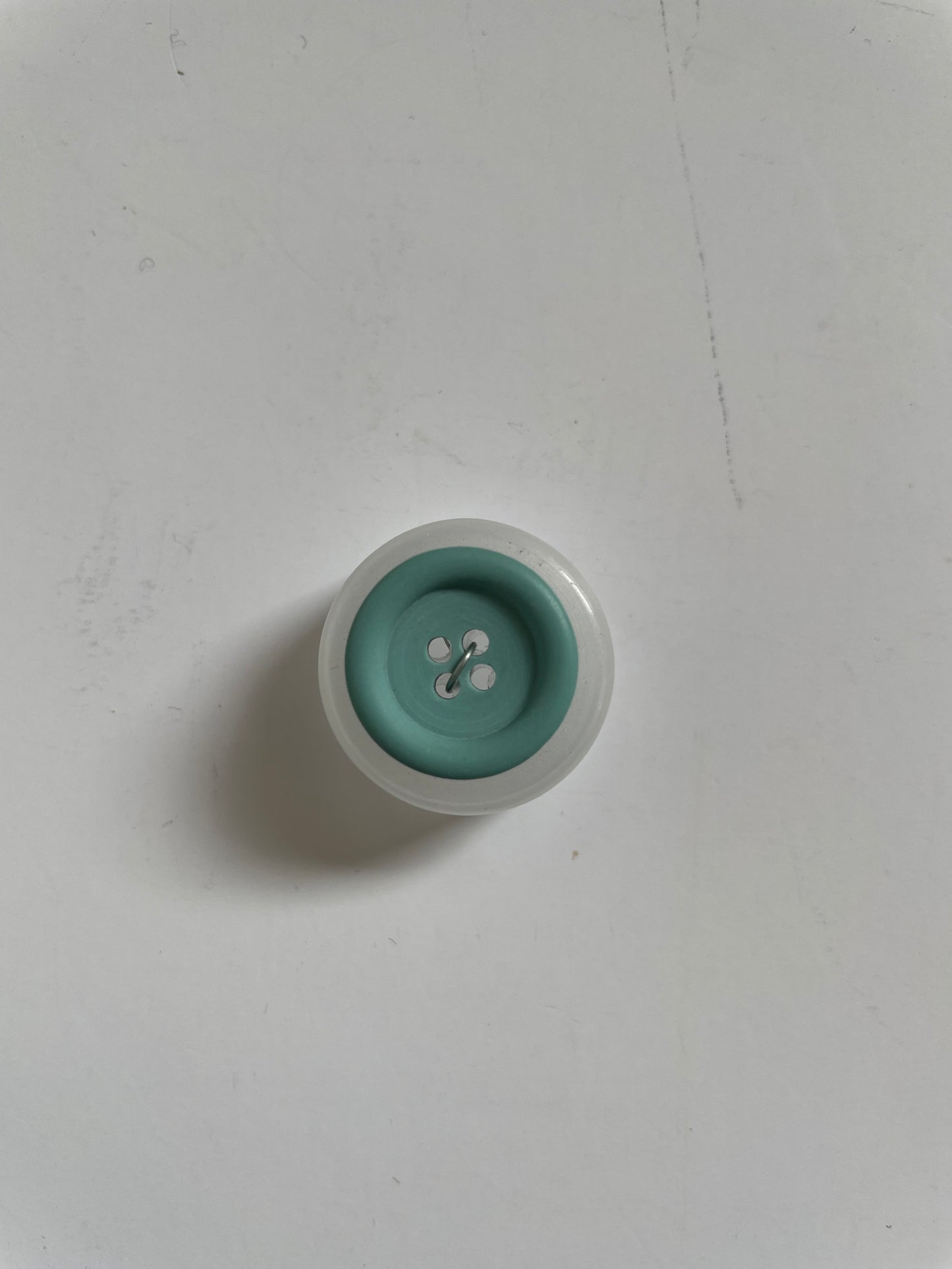 Boutons 4 trous couleur - 18mm